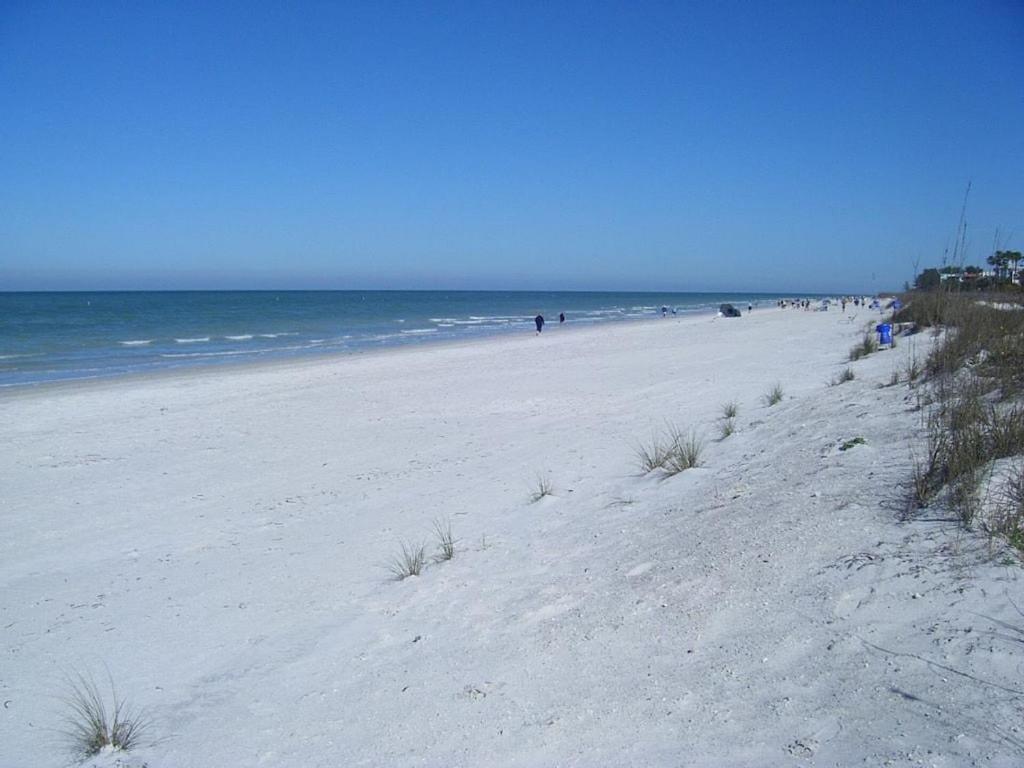 Spacious Beach House Unit,Beautifully Furnished 2 Bed 2Bath./2Min.Walk To Beach Clearwater Beach Luaran gambar
