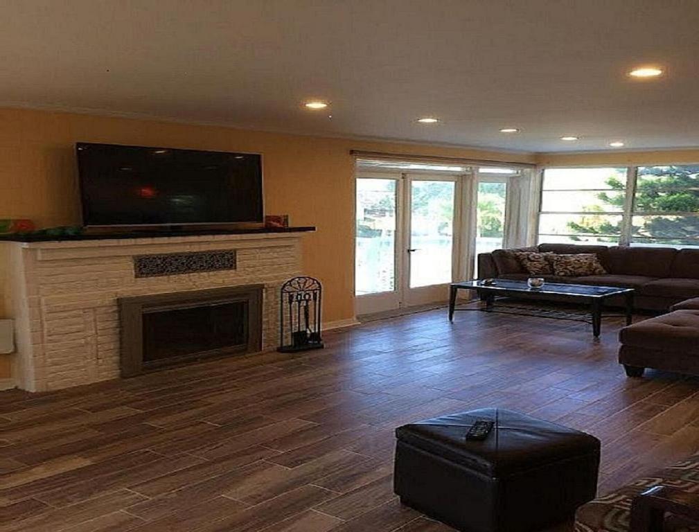 Spacious Beach House Unit,Beautifully Furnished 2 Bed 2Bath./2Min.Walk To Beach Clearwater Beach Luaran gambar